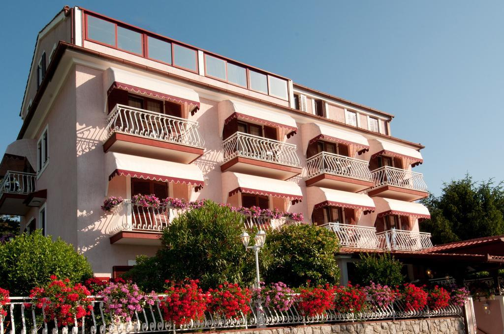 Bed & Breakfast Villa Klara Icici Exterior foto