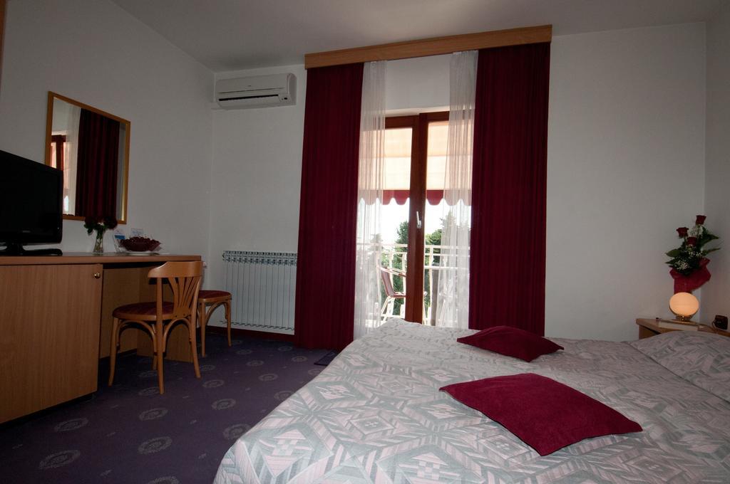 Bed & Breakfast Villa Klara Icici Quarto foto