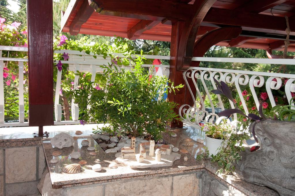 Bed & Breakfast Villa Klara Icici Exterior foto