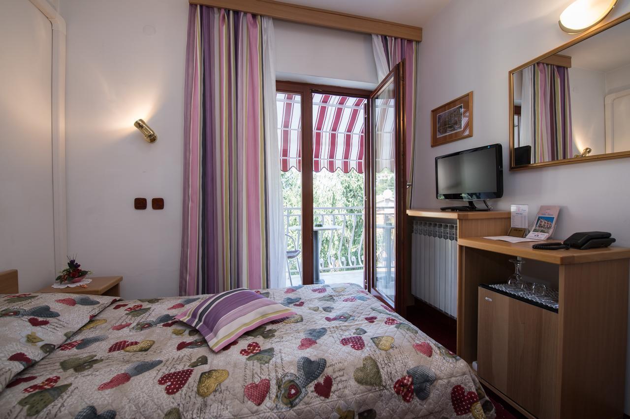 Bed & Breakfast Villa Klara Icici Exterior foto