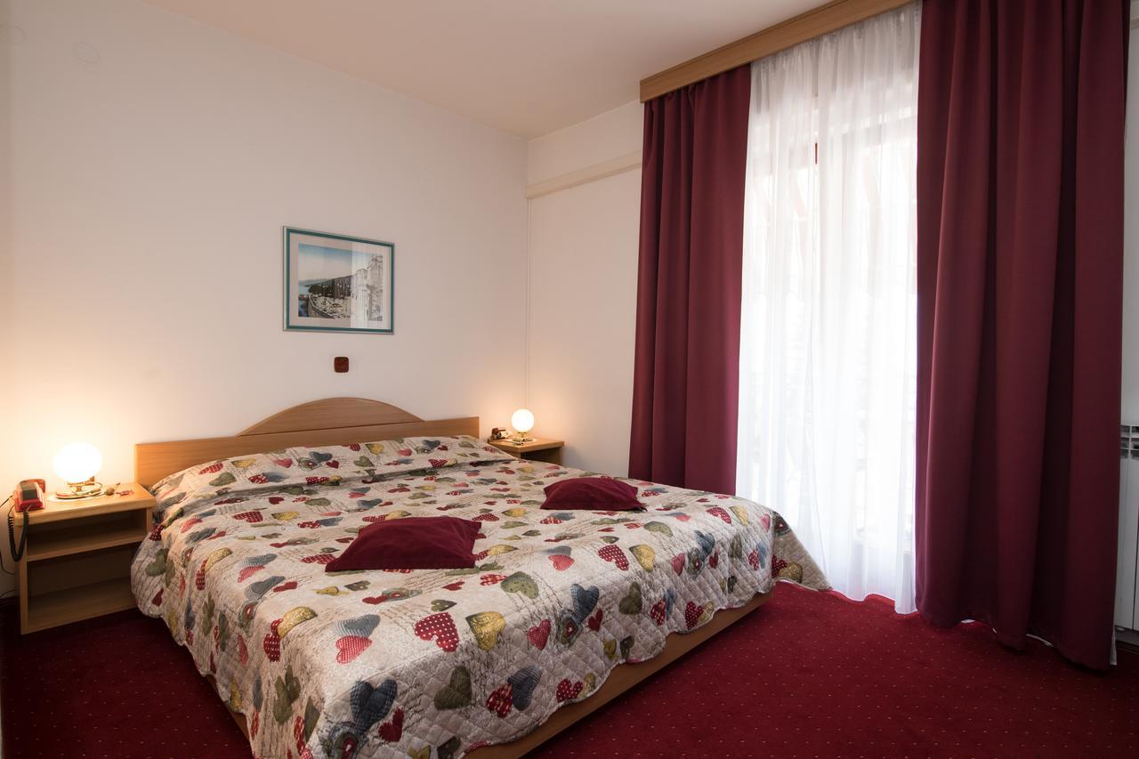 Bed & Breakfast Villa Klara Icici Exterior foto