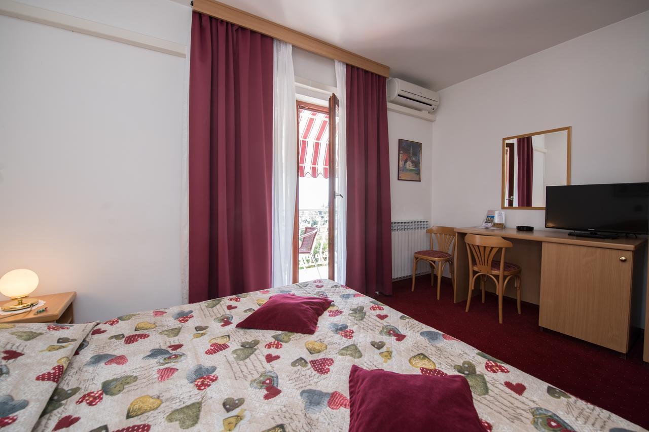Bed & Breakfast Villa Klara Icici Exterior foto